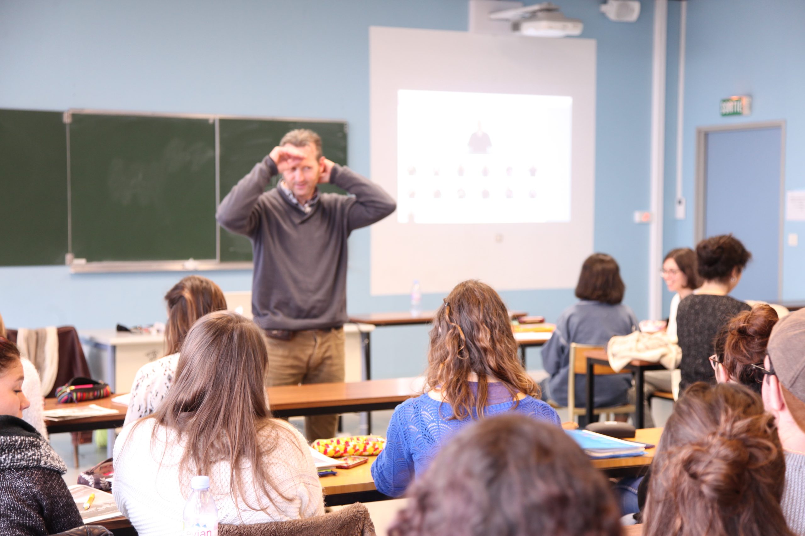 Langue des signes école